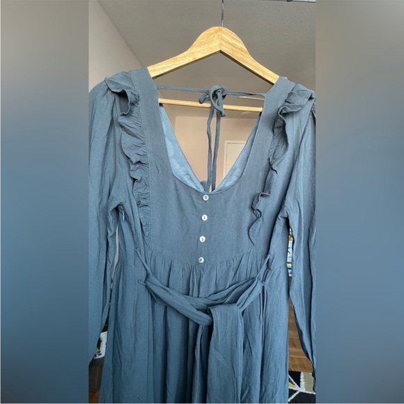 Gorgeous boho embroidered dress - Picture 7 of 11